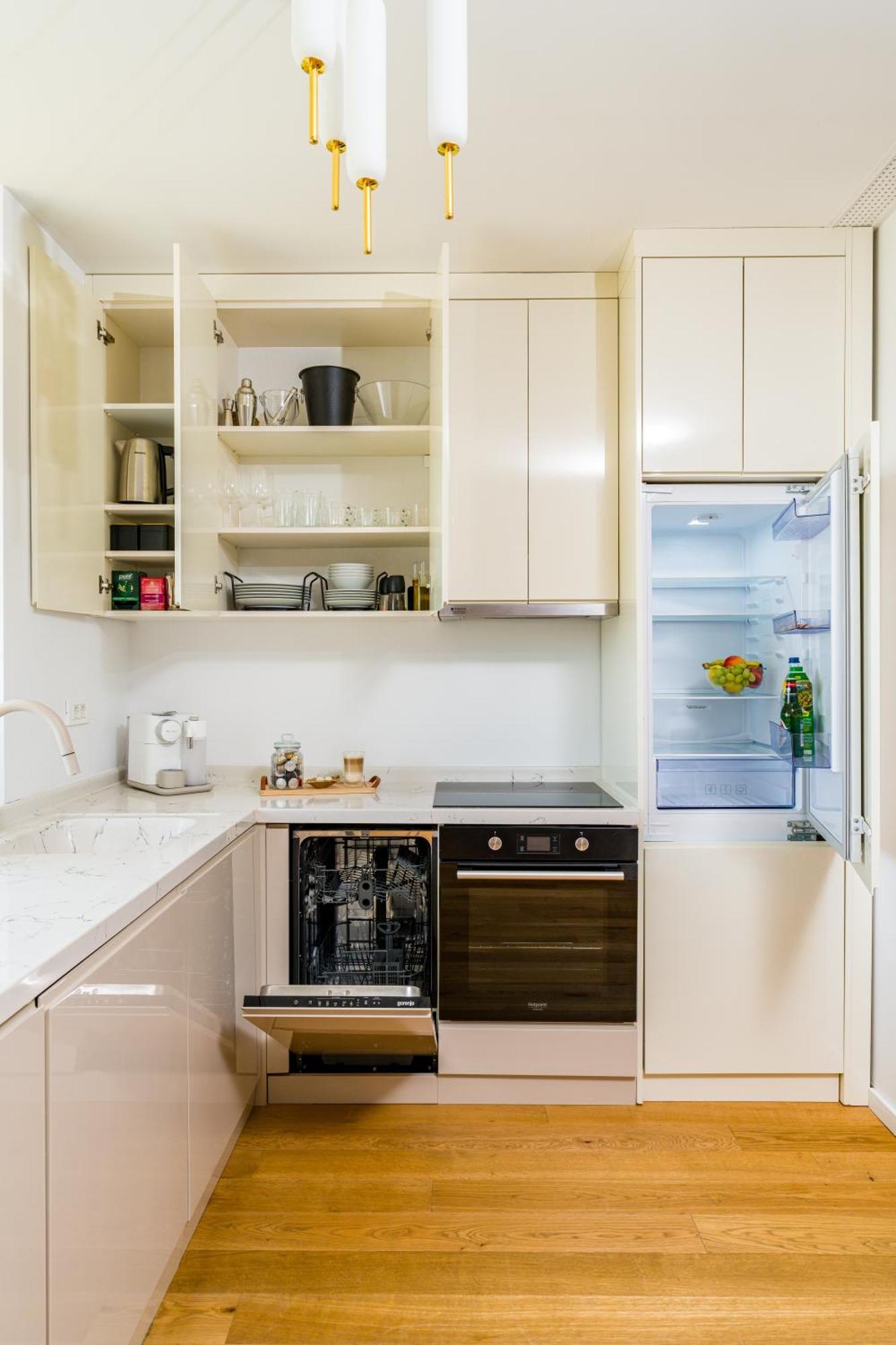 Mido Aviatie Park Apartments With Private Parking & Self Check-In Bukares Bagian luar foto