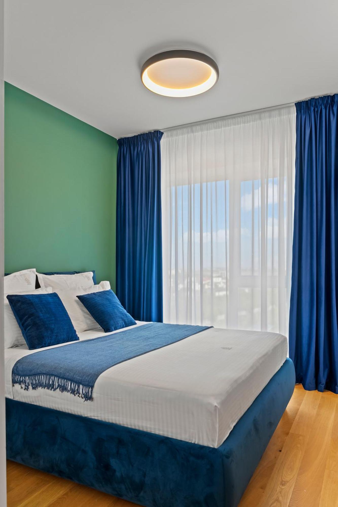 Mido Aviatie Park Apartments With Private Parking & Self Check-In Bukares Bagian luar foto